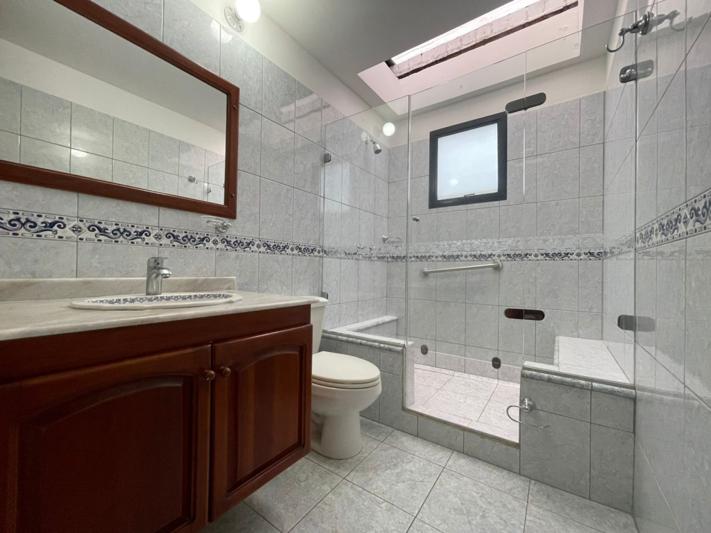 Casa En Arriendo - Ciudad Jardín, Cali