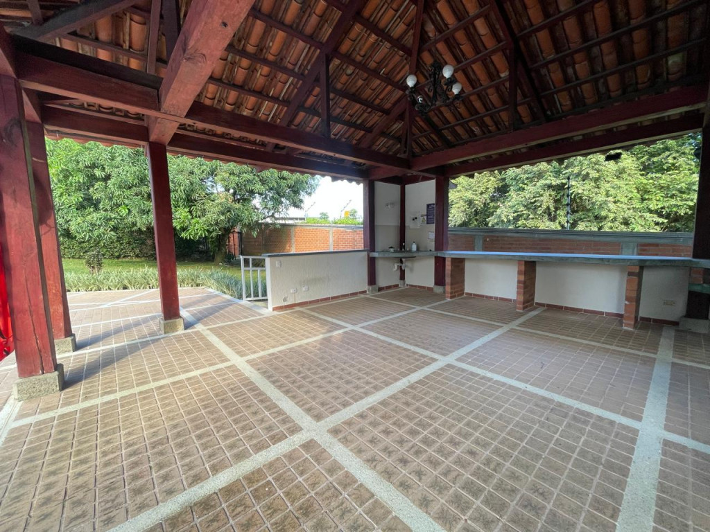 Casa En Arriendo - Ciudad Jardín, Cali