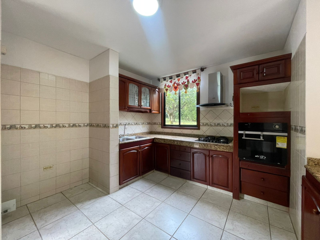 Casa En Arriendo - Ciudad Jardín, Cali