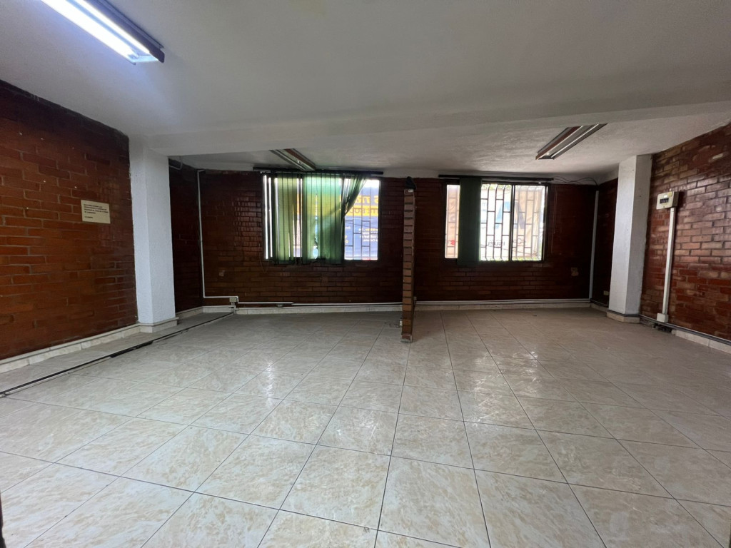 Bodega En Arriendo - San Bosco, Cali