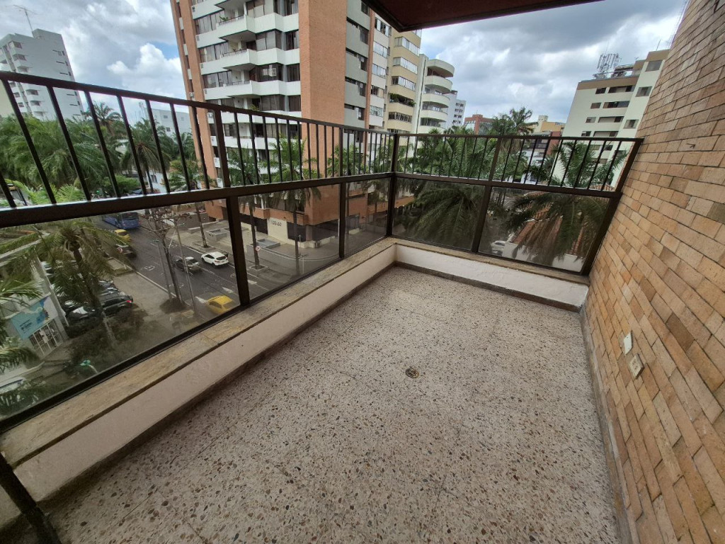 Apartamento En Venta - Versalles, Cali