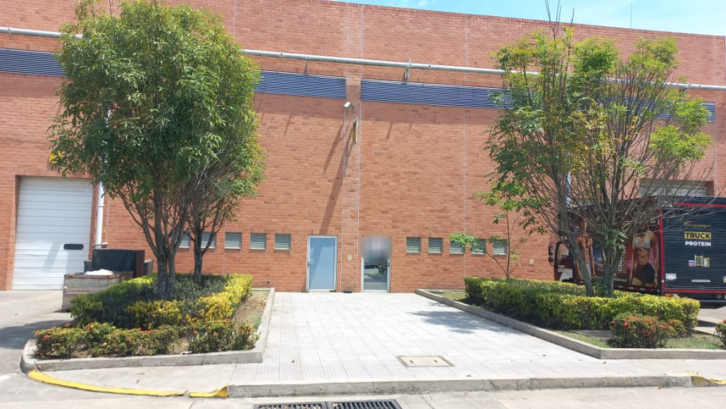 Bodega En Arriendo - Acopi, Yumbo