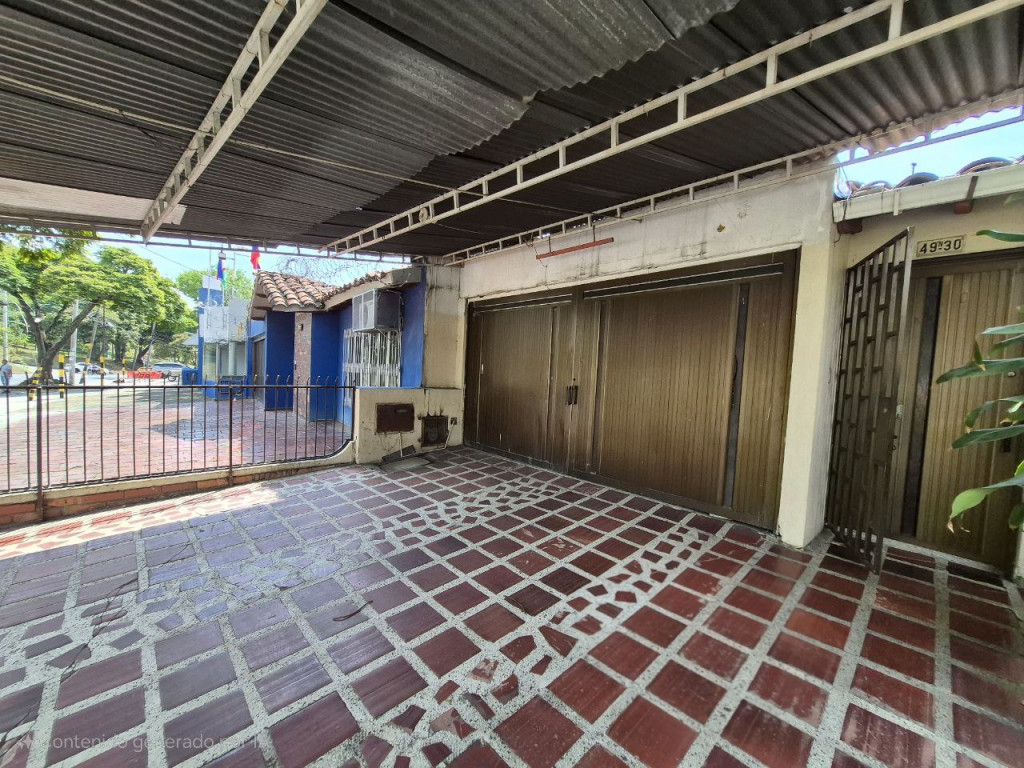 Casa En Venta - Urbanización La Flora, Cali