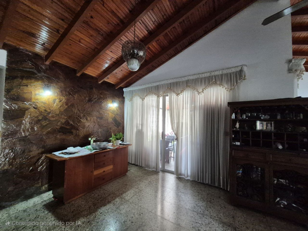 Casa En Venta - Urbanización La Flora, Cali