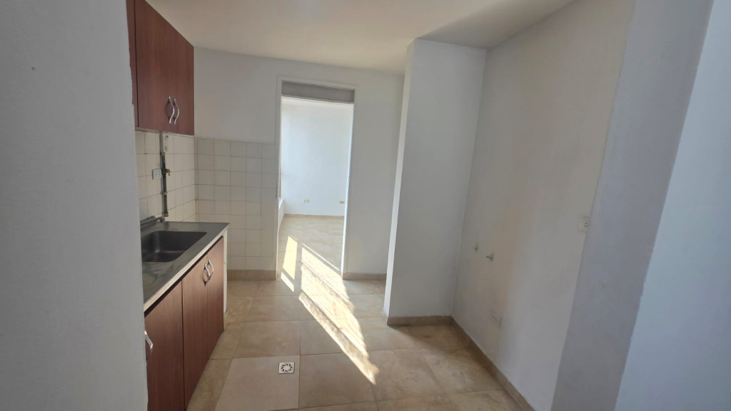 Apartamento En Arriendo - Ciudad Capri, Cali