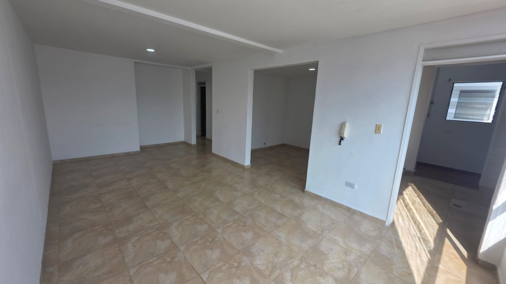 Apartamento En Arriendo - Ciudad Capri, Cali