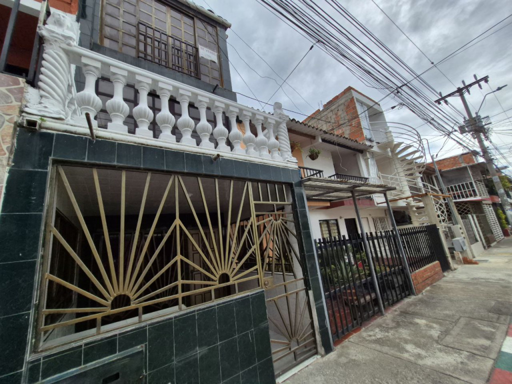 Casa En Venta - Brisas De Los Alamos, Cali