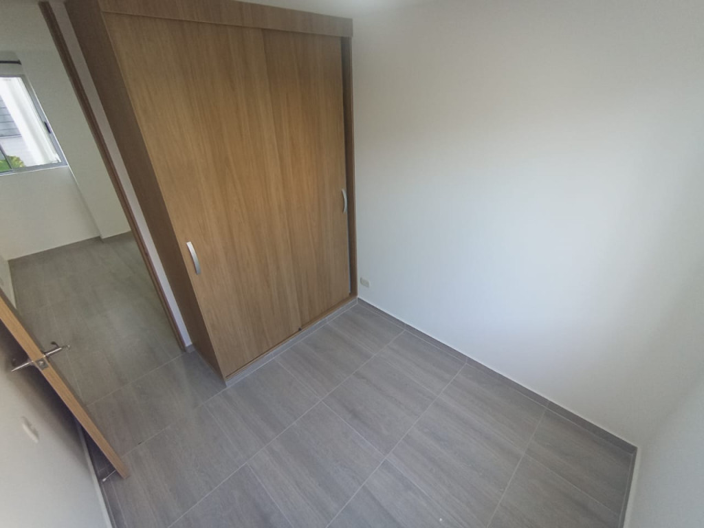 Apartamento En Arriendo - Ciudad Guabinas, Yumbo