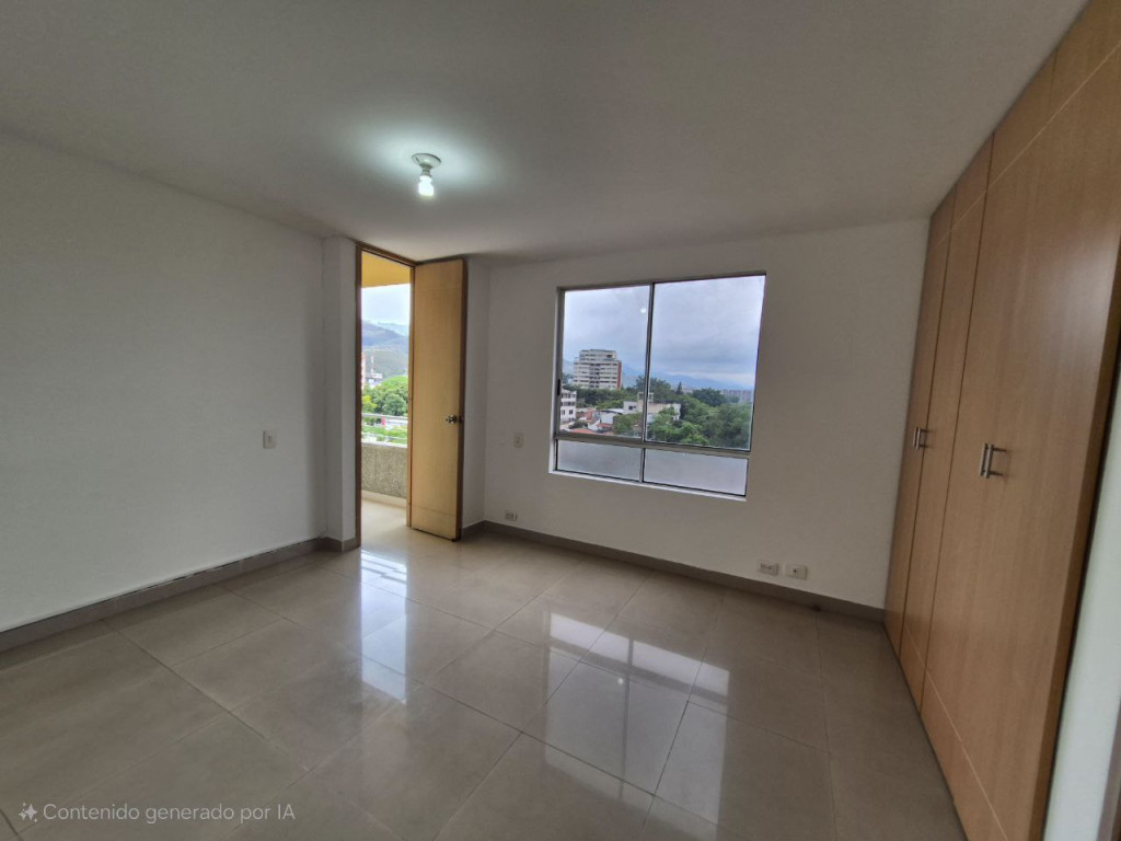 Apartamento En Venta - Urbanización La Flora, Cali