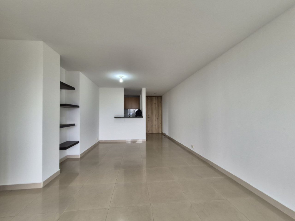 Apartamento En Venta - Urbanización La Flora, Cali