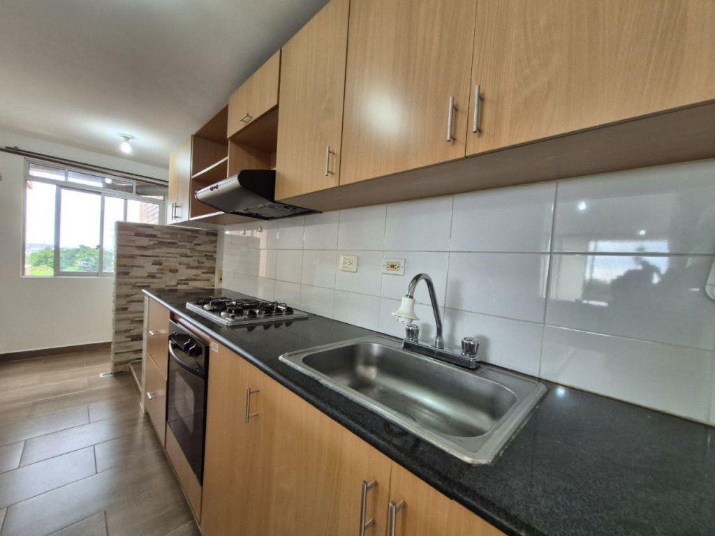 Apartamento En Venta - Urbanización La Flora, Cali