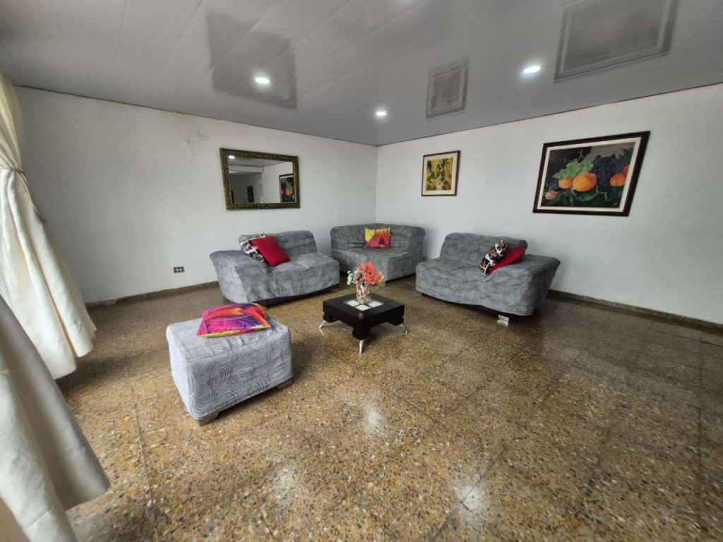 Casa En Venta - Urbanización La Flora, Cali