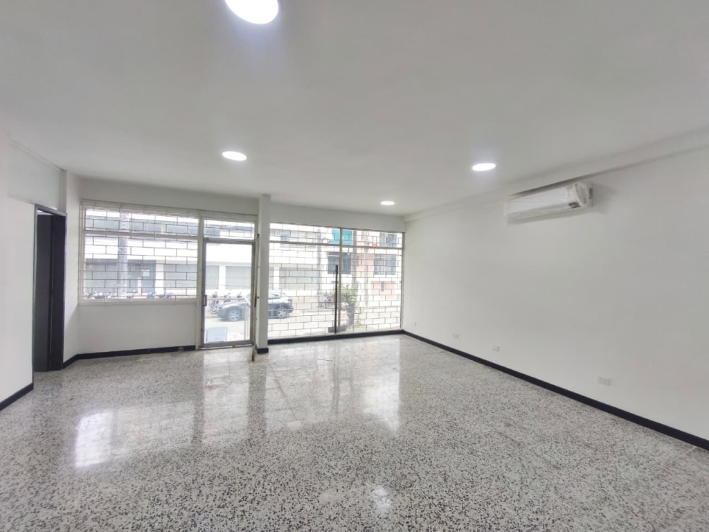 Oficina En Arriendo - Santa Mónica Residencial, Cali