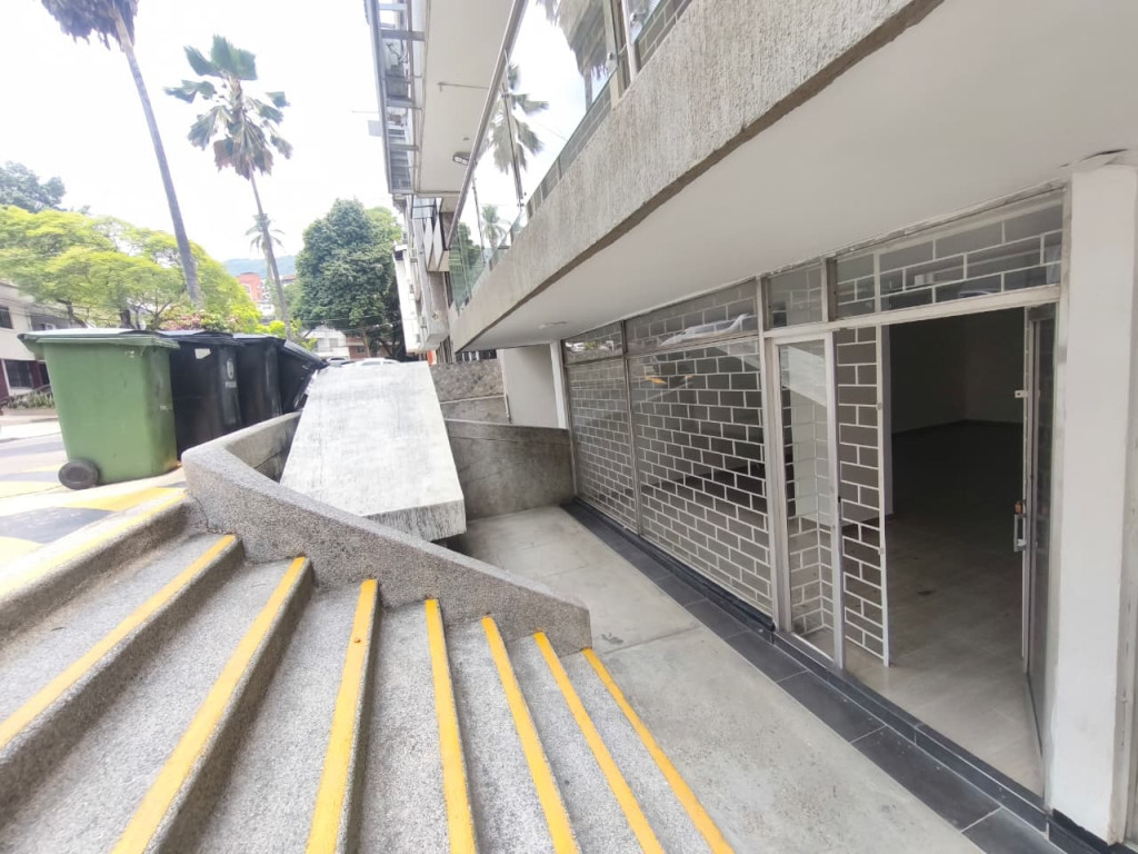 Local En Arriendo - Santa Mónica Residencial, Cali