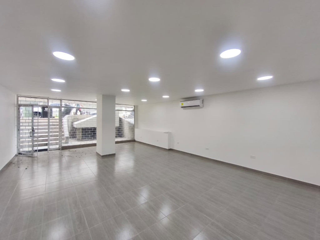 Local En Arriendo - Santa Mónica Residencial, Cali