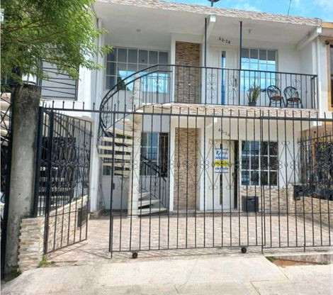 Casa En Arriendo - Ciudad 2000, Cali