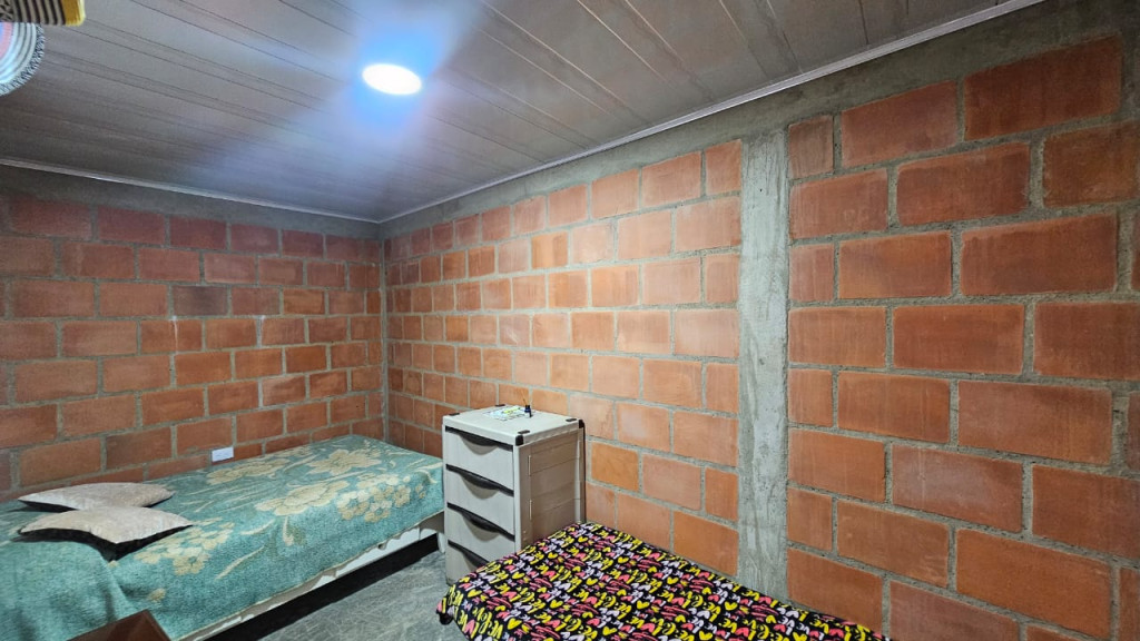 Casa En Arriendo - La Buitrera, Cali