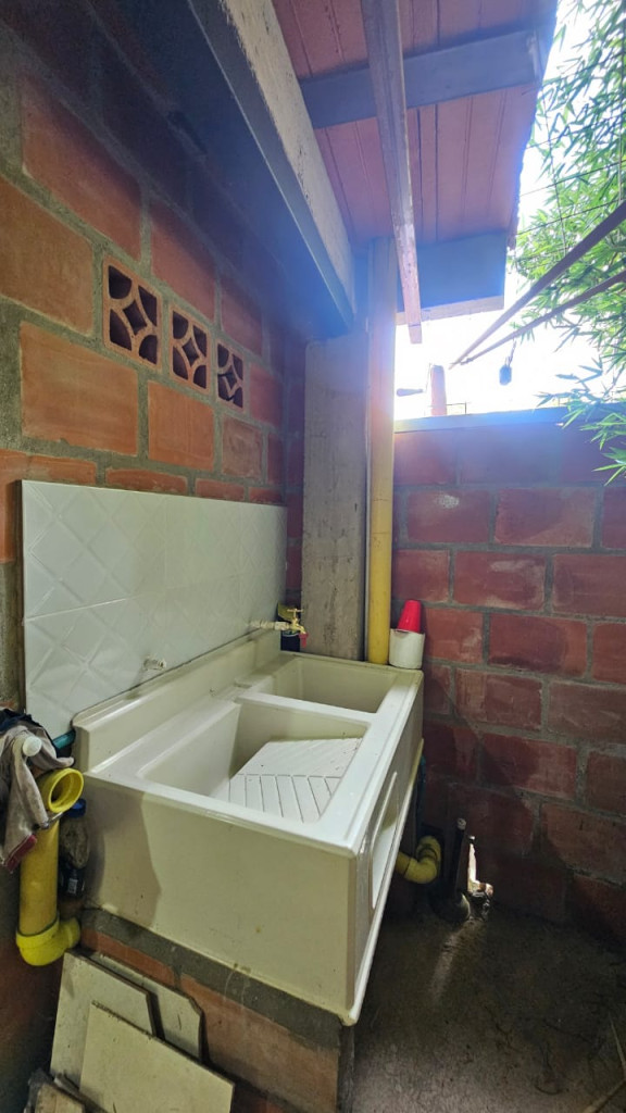 Casa En Arriendo - La Buitrera, Cali