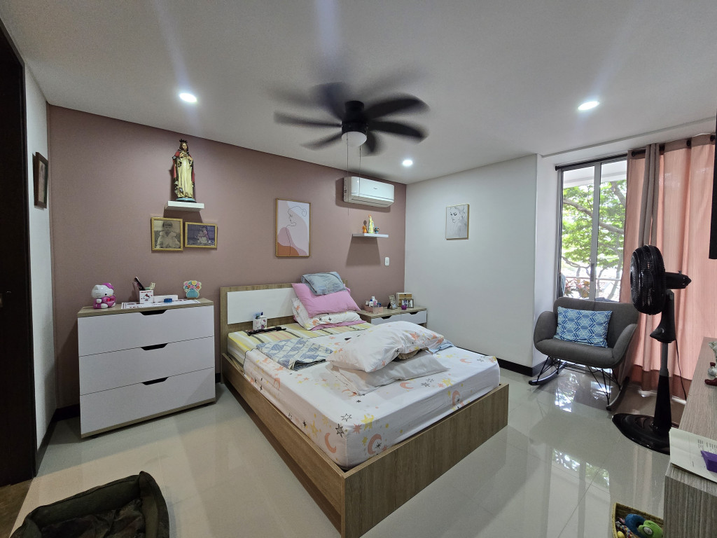 Apartamento En Venta - Urbanización La Flora, Cali