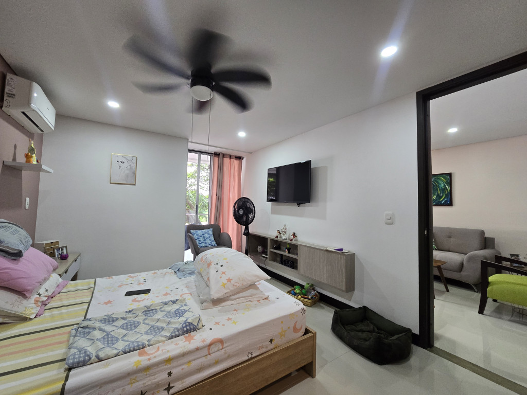 Apartamento En Venta - Urbanización La Flora, Cali