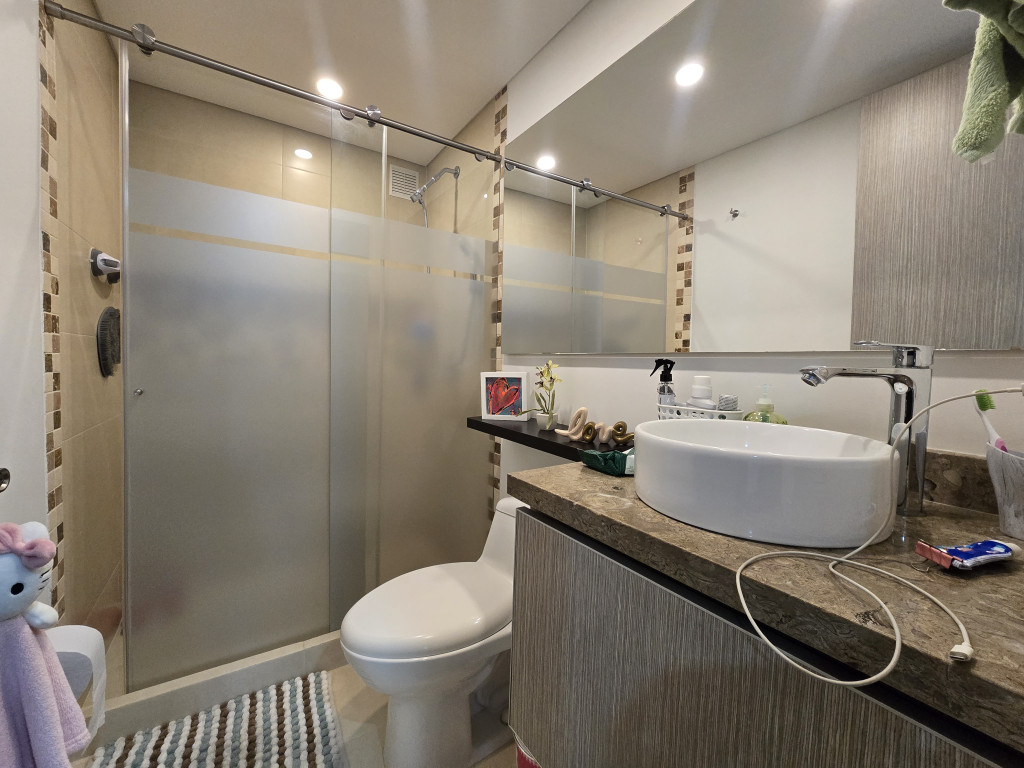 Apartamento En Venta - Urbanización La Flora, Cali