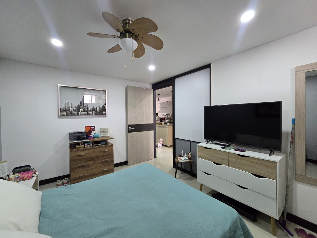 Apartamento En Venta - Urbanización La Flora, Cali