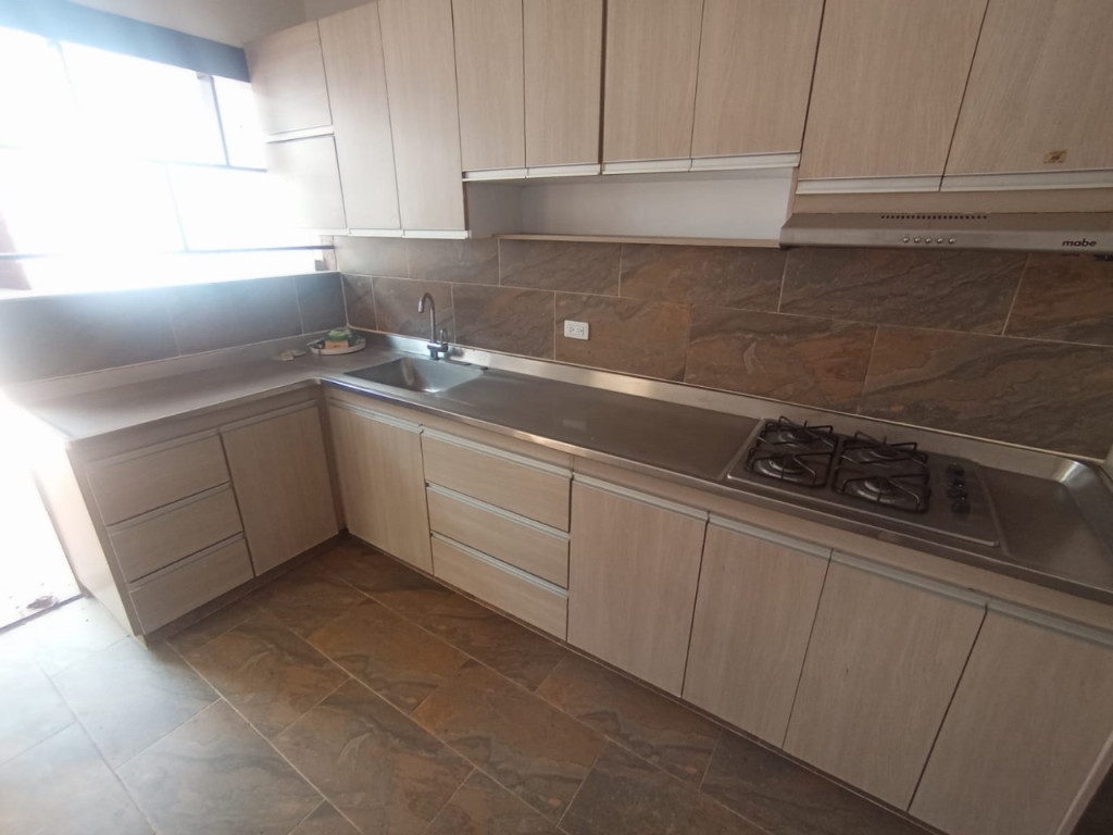 Casa En Arriendo - Bella Suiza, Cali