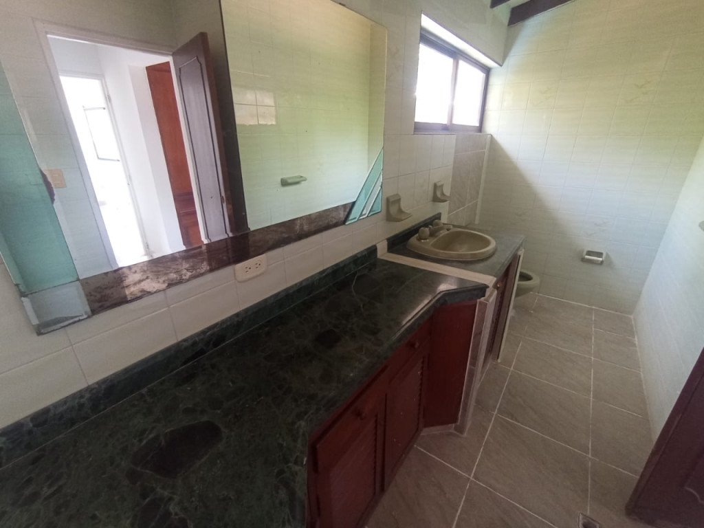 Casa En Arriendo - Bella Suiza, Cali