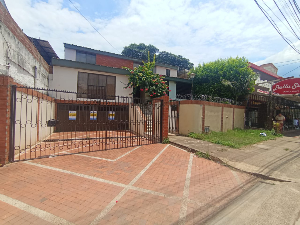 Casa En Arriendo - Bella Suiza, Cali