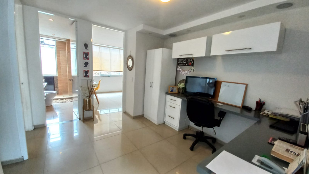 Apartamento En Venta - Menga, Cali