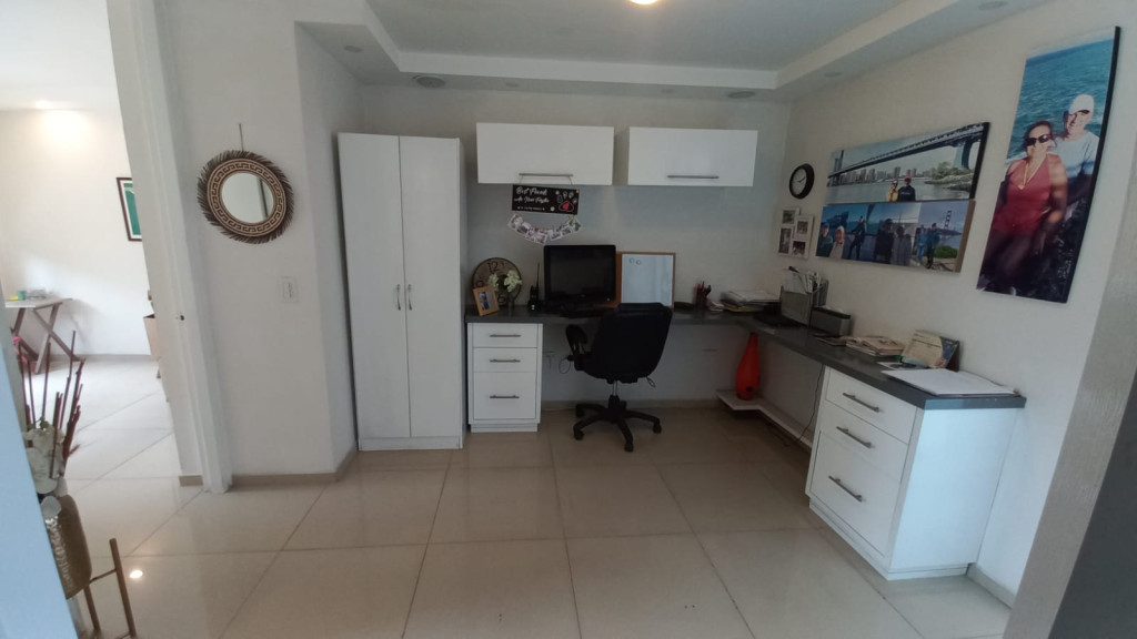Apartamento En Venta - Menga, Cali