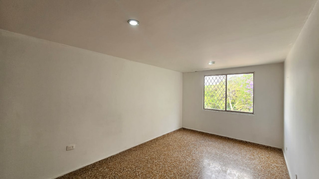 Apartamento En Arriendo - El Gran Limonar, Cali