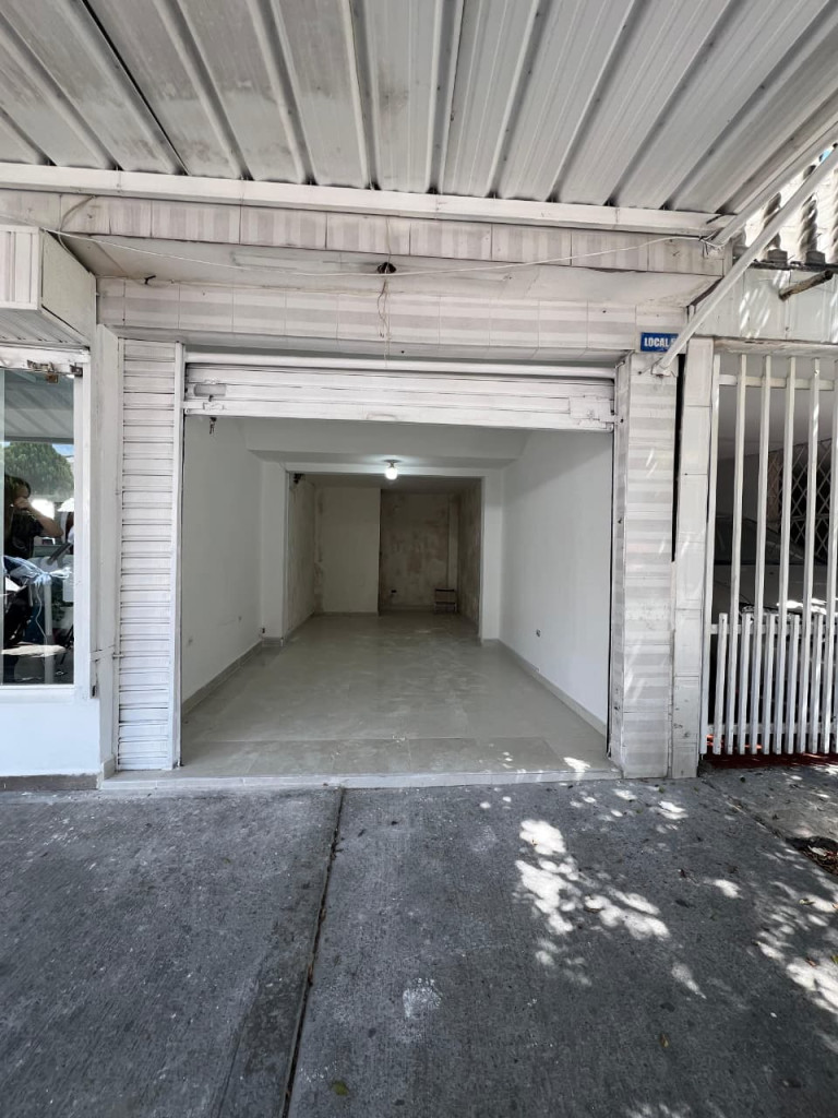 Local En Arriendo - Palmeras Del Norte, Cali