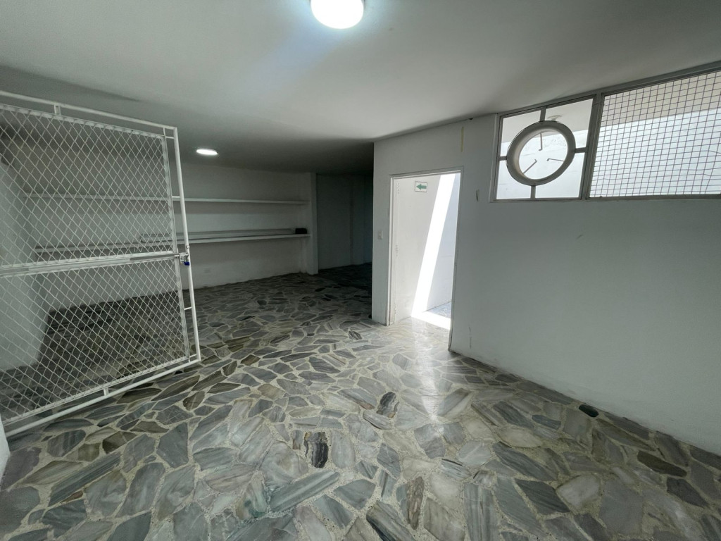 Local En Arriendo - Versalles, Cali