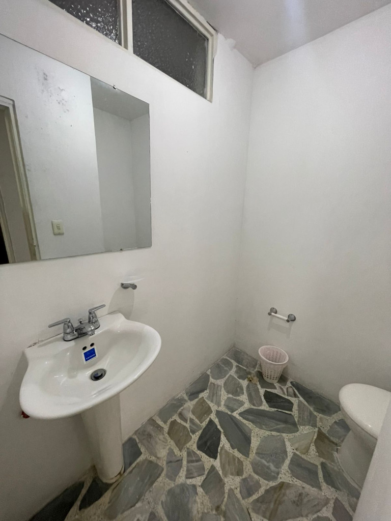 Local En Arriendo - Versalles, Cali