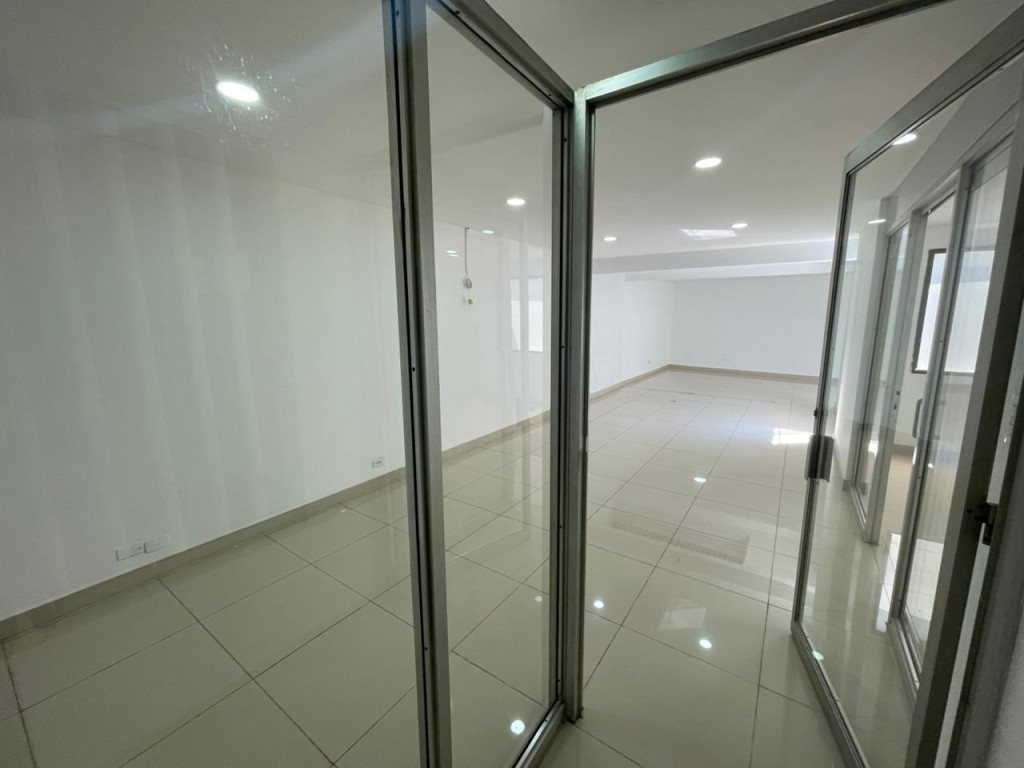 Local En Arriendo - Versalles, Cali