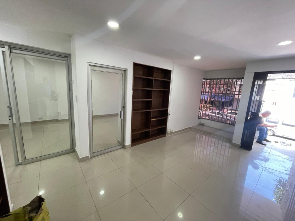 Local En Arriendo - Versalles, Cali