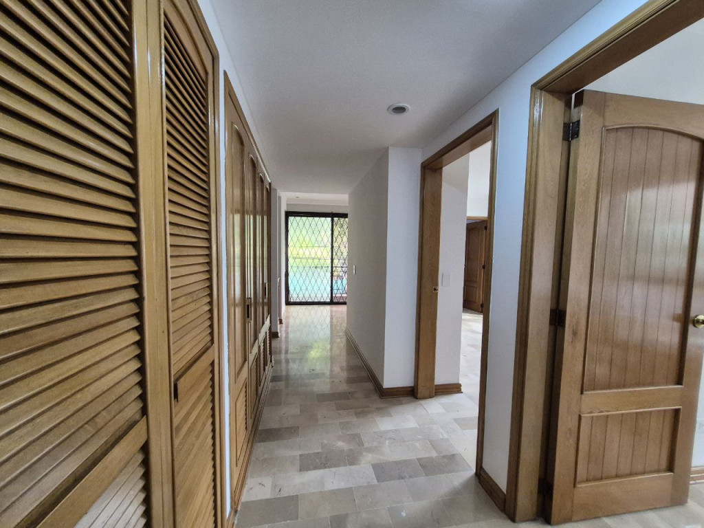 Apartamento En Venta - Santa Teresita, Cali