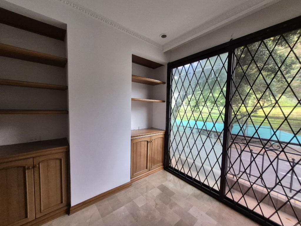 Apartamento En Venta - Santa Teresita, Cali