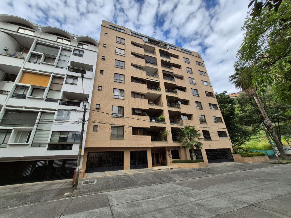 Apartamento En Venta - Santa Teresita, Cali