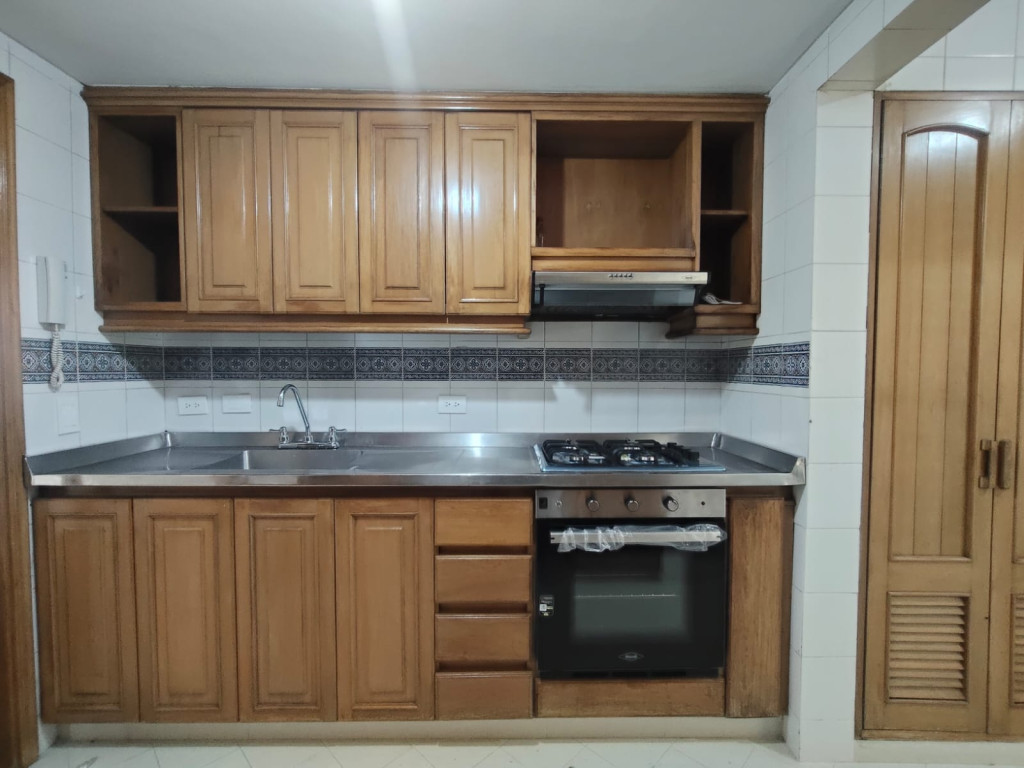 Apartamento En Venta - Santa Teresita, Cali