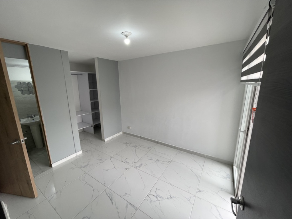 Apartamento En Arriendo - Ciudad Guabinas, Yumbo