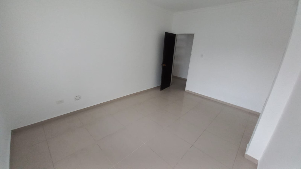 Local En Arriendo - Champagñat, Cali