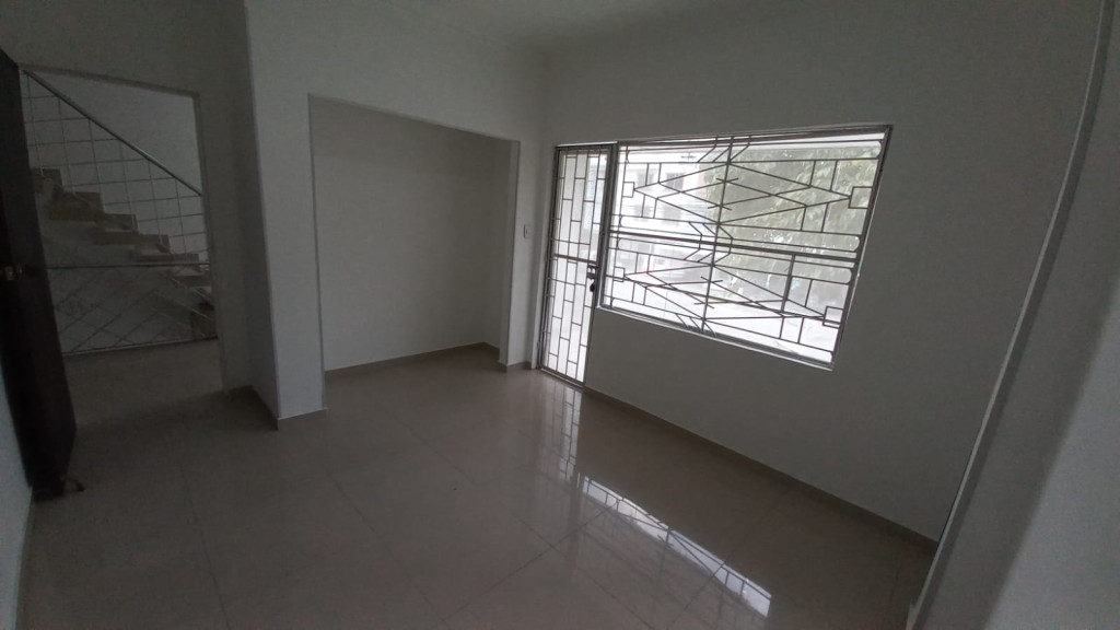 Local En Arriendo - Champagñat, Cali