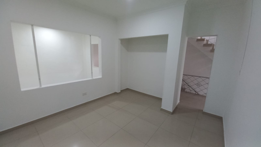 Local En Arriendo - Champagñat, Cali