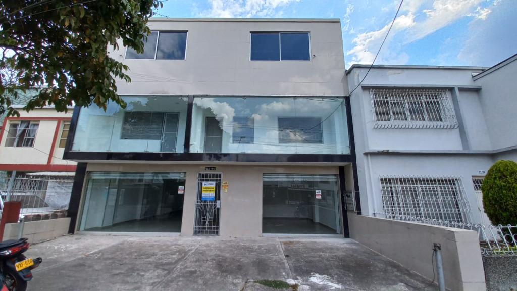 Local En Arriendo - Champagñat, Cali