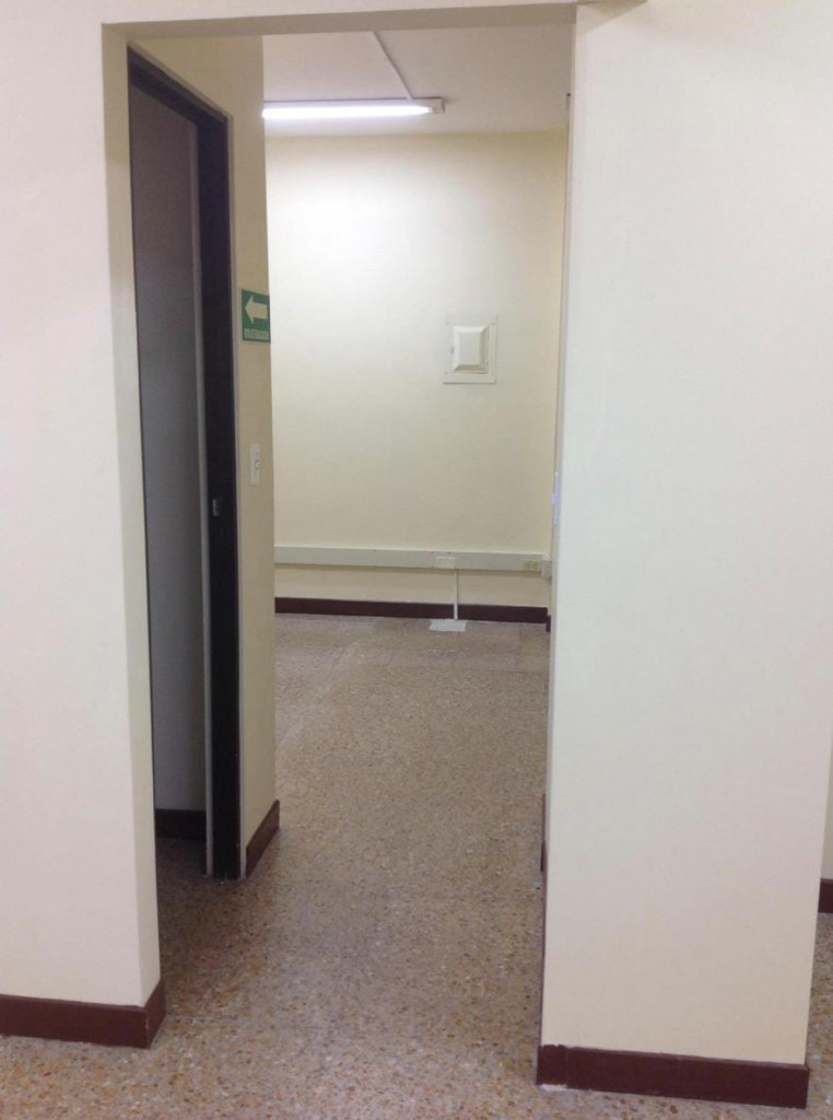 Local En Arriendo - Champagñat, Cali