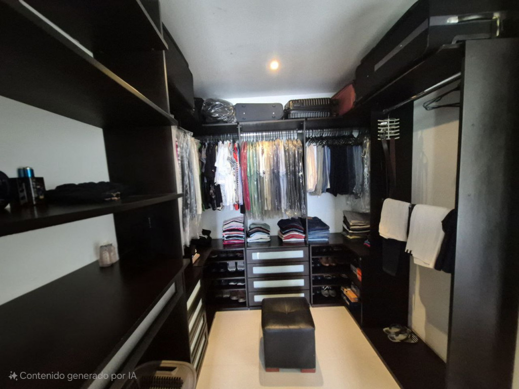 Apartamento En Venta - Ciudad Jardín, Cali