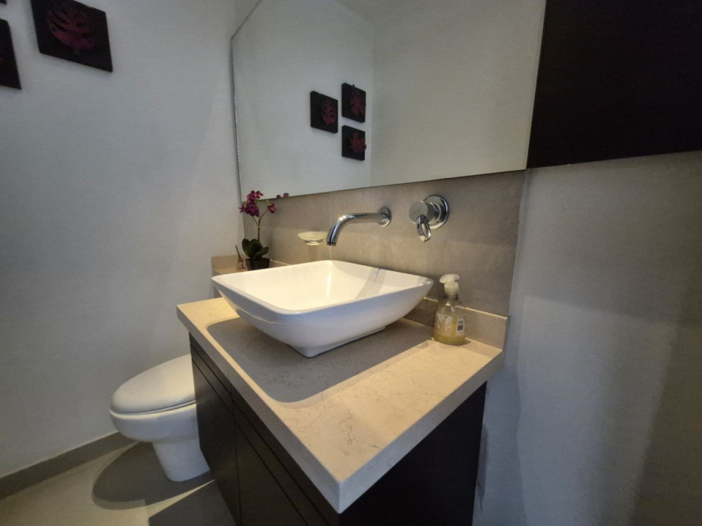 Apartamento En Venta - Ciudad Jardín, Cali