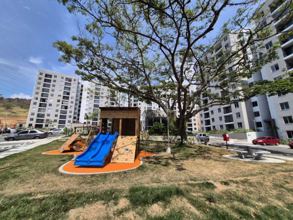 Apartamento En Venta - Ciudad Guabinas, Yumbo